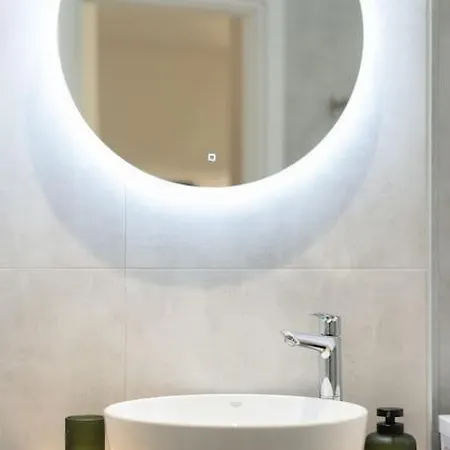 1br Thiseio Charm - 10 Minutes From Acropolis 雅典