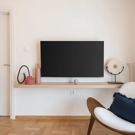 公寓 1br Thiseio Charm - 10 Minutes From Acropolis 雅典